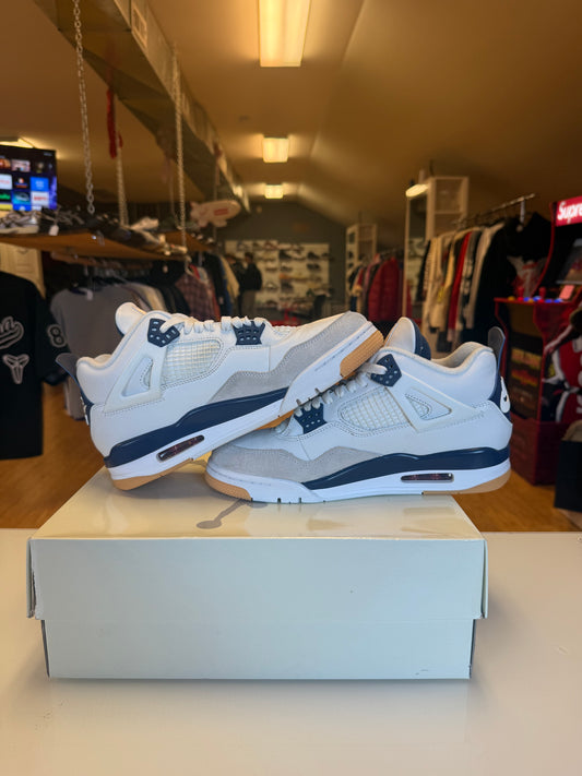 Jordan 4 Navy