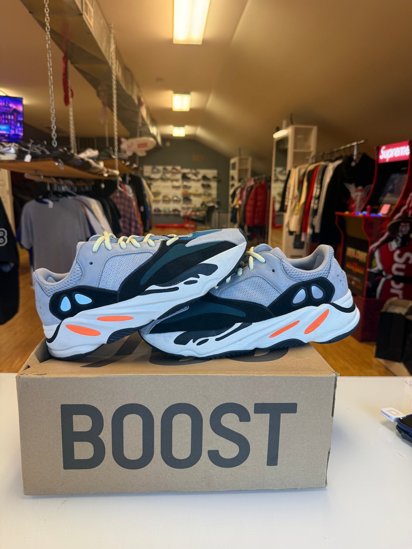 Yeezy 700 Wave Runner