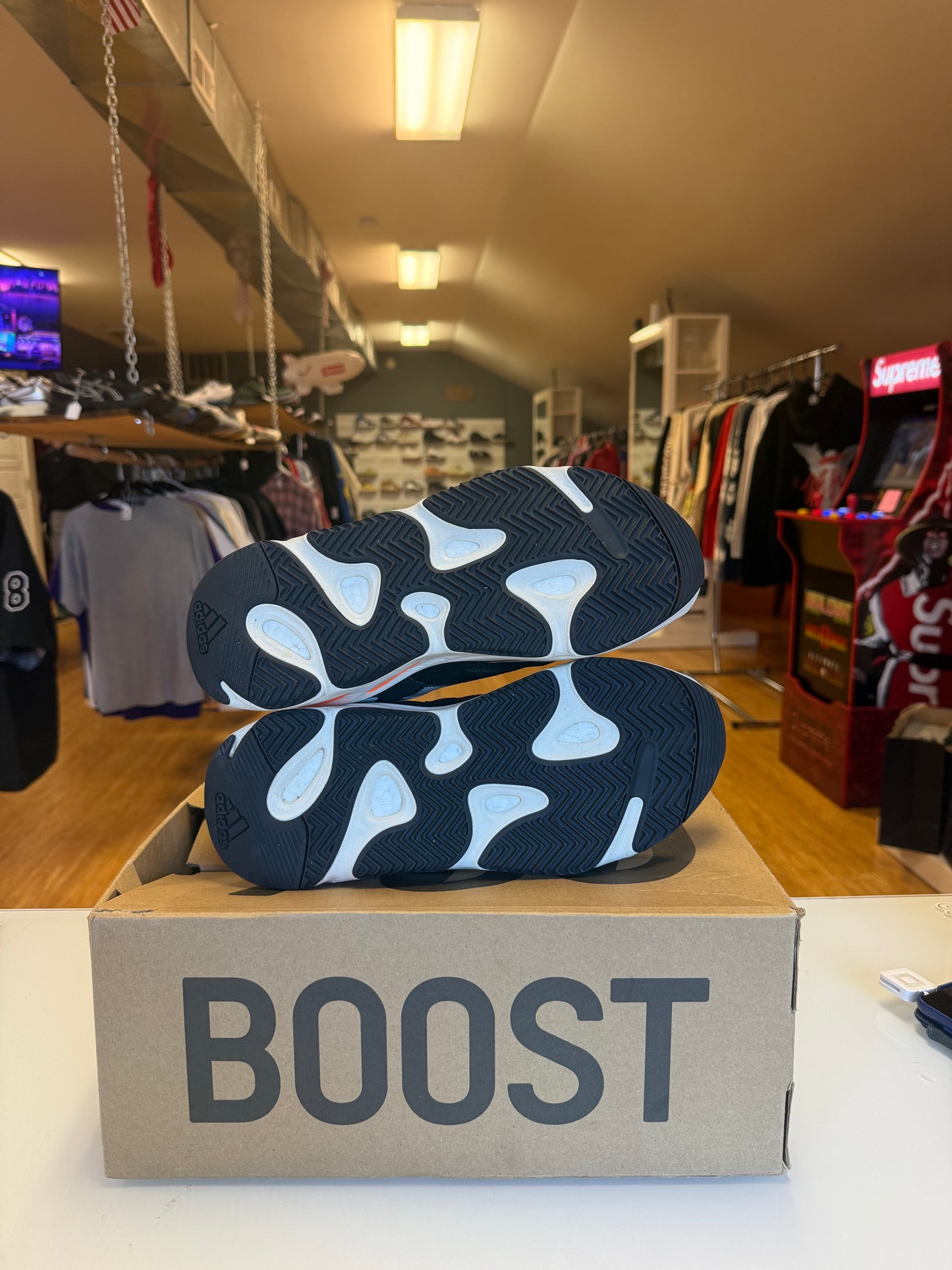 Yeezy 700 Wave Runner