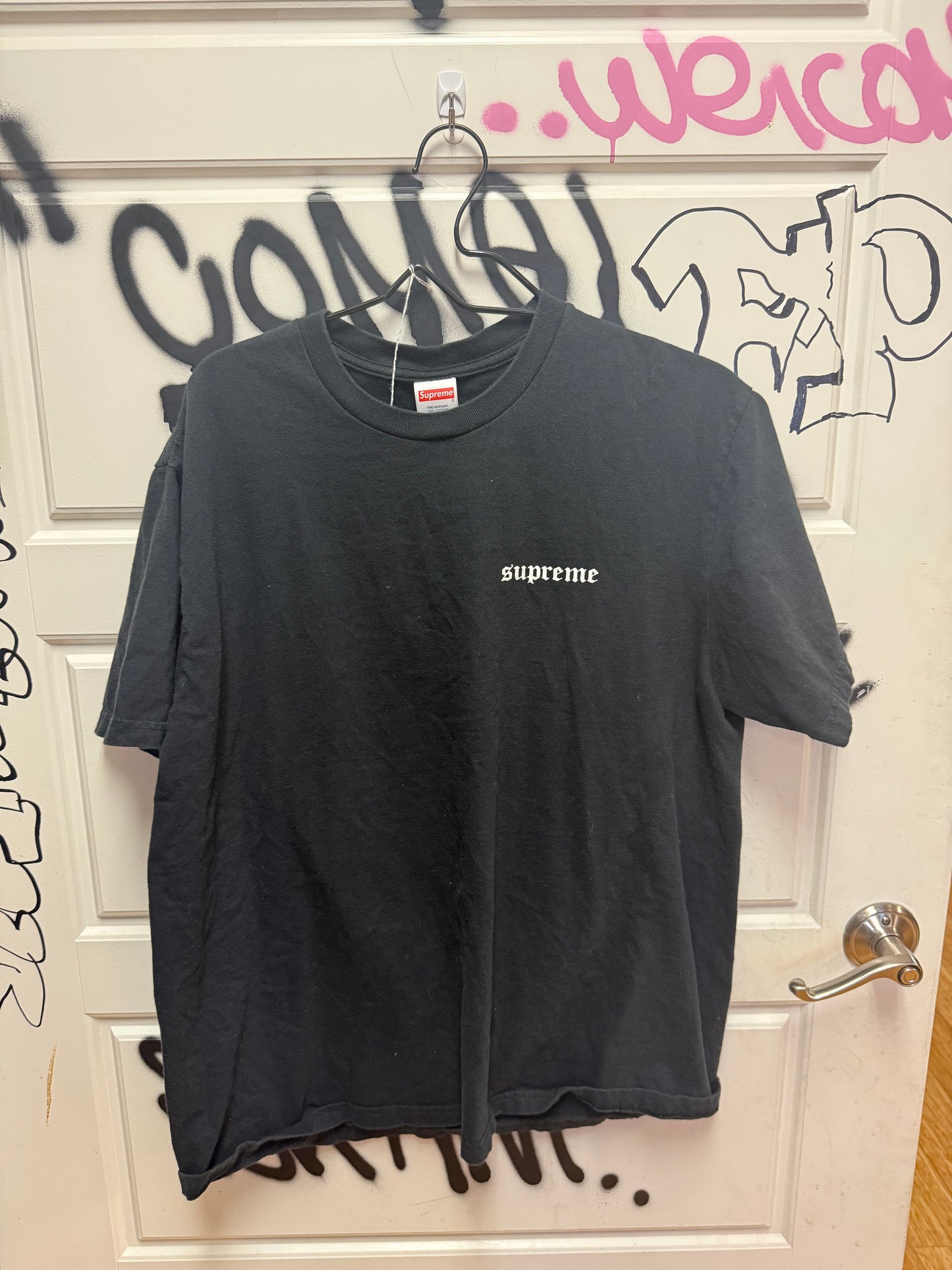 Supreme tee