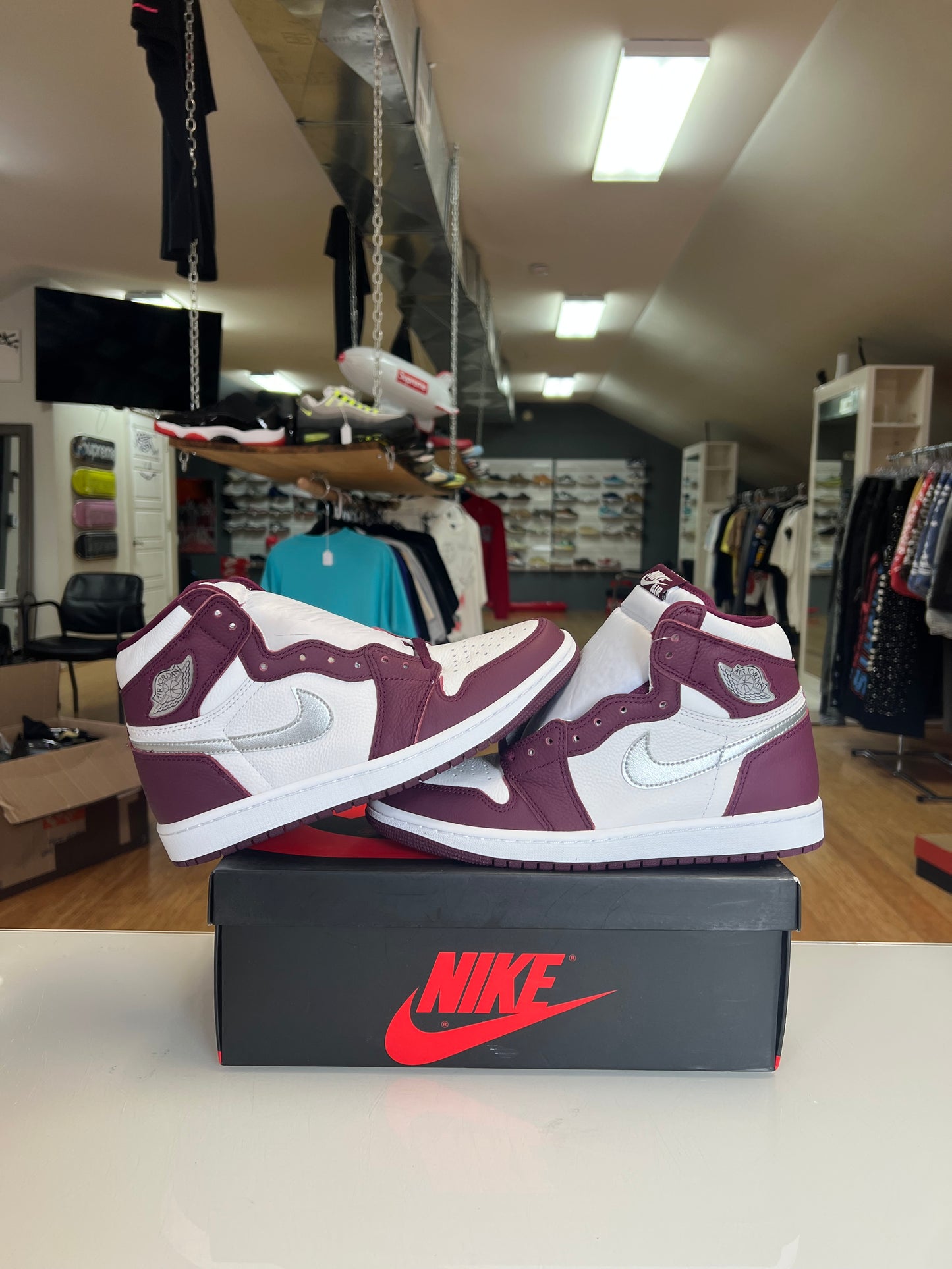 Jordan 1 Bordeaux