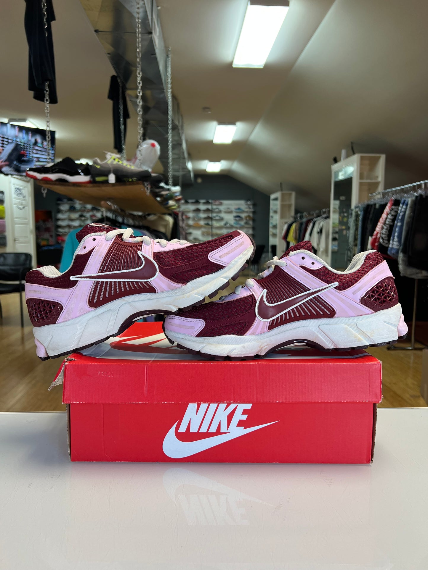 Nike Vomero 5 Valentine’s Day
