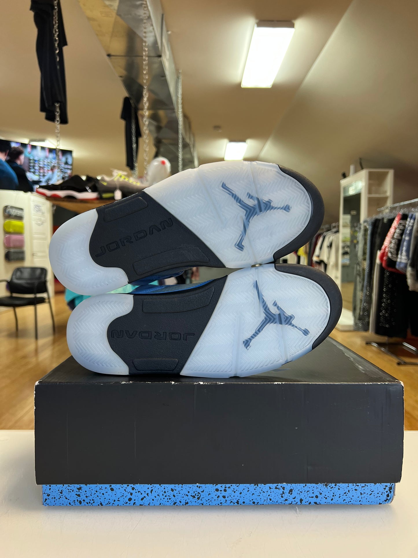 Jordan 5 UNC