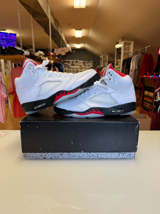 Jordan 5 fire red silver tounge