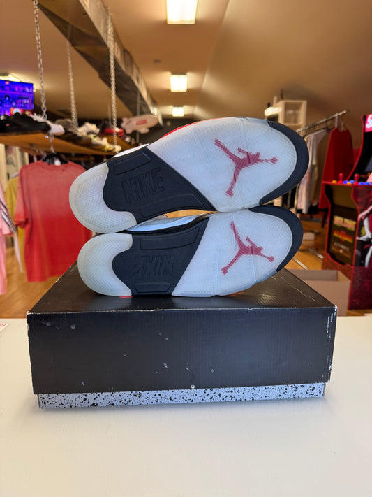 Jordan 5 fire red silver tounge