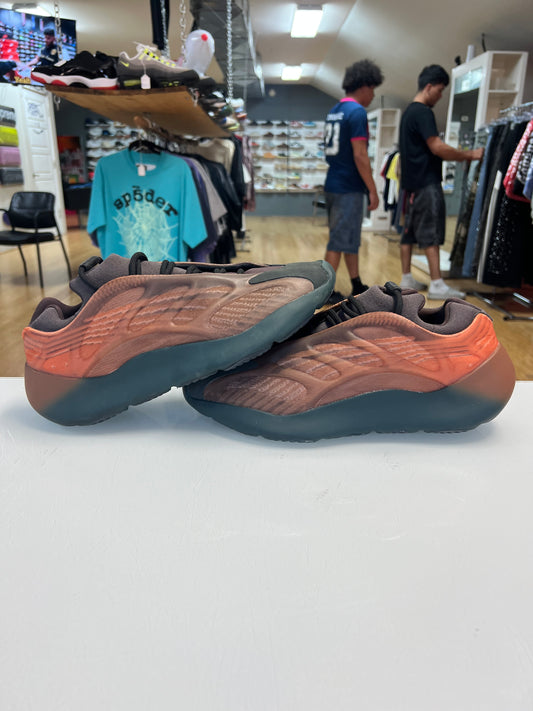 Yeezy 700 V3 Copper Fade