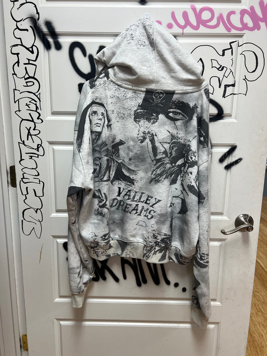 Vale Hoodie War Is Over