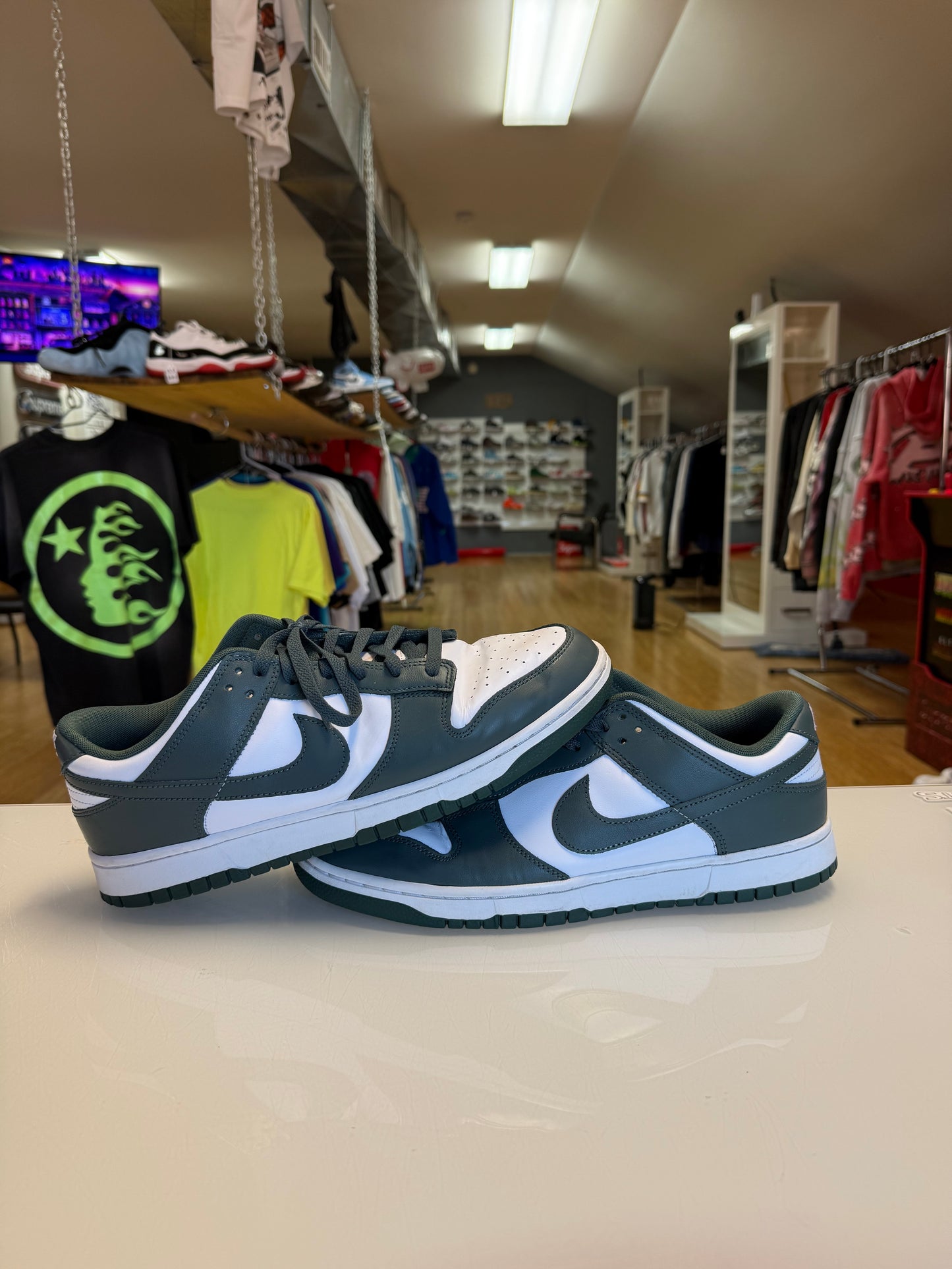 Nike dunk vintage green