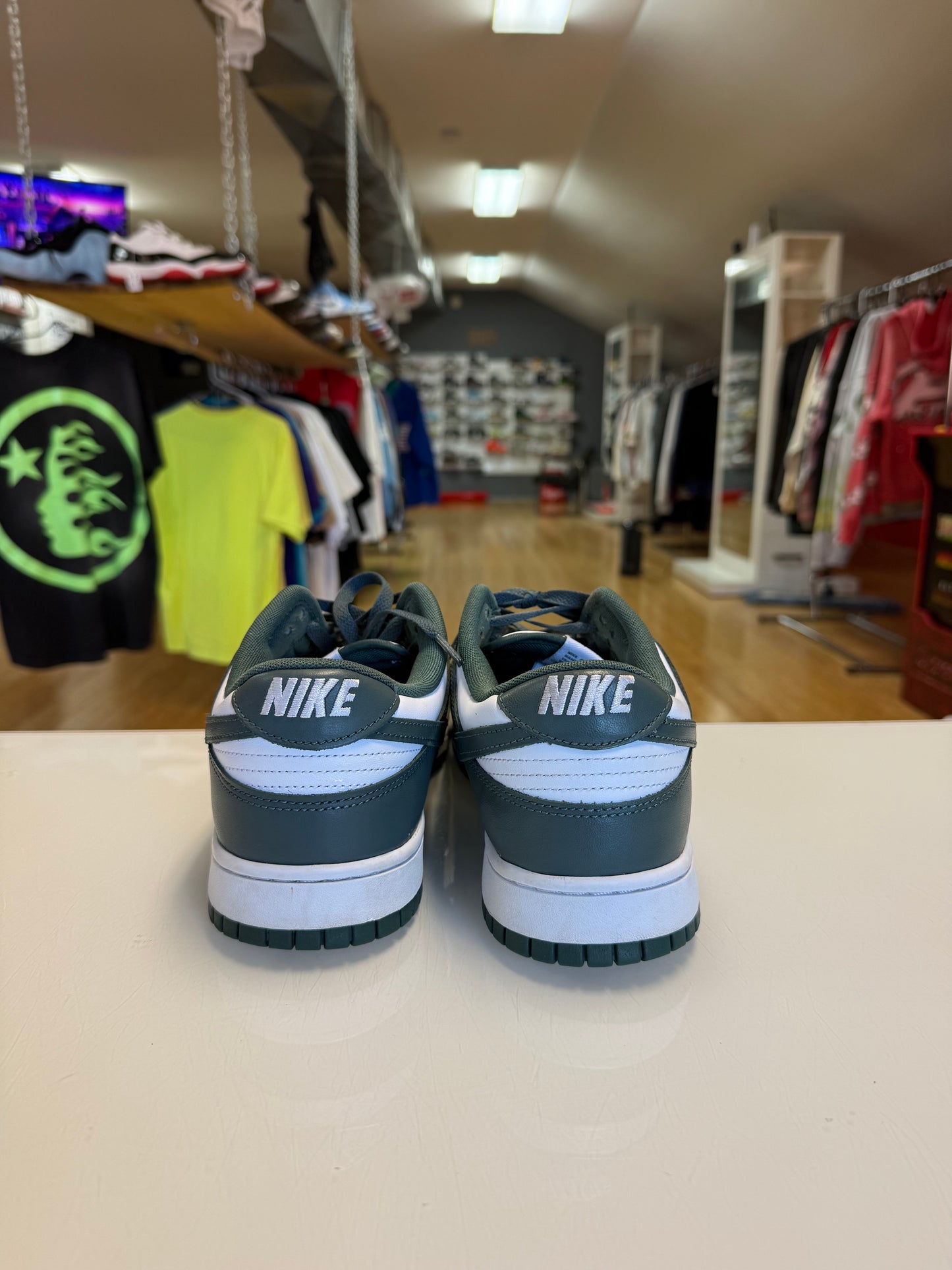 Nike dunk vintage green