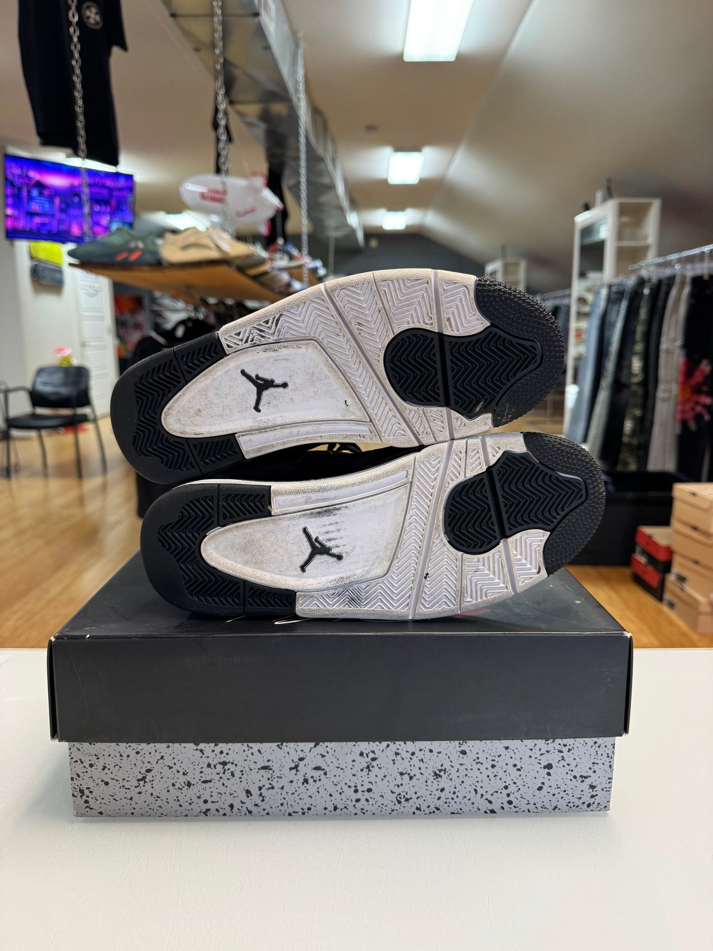 Jordan 4 royalty