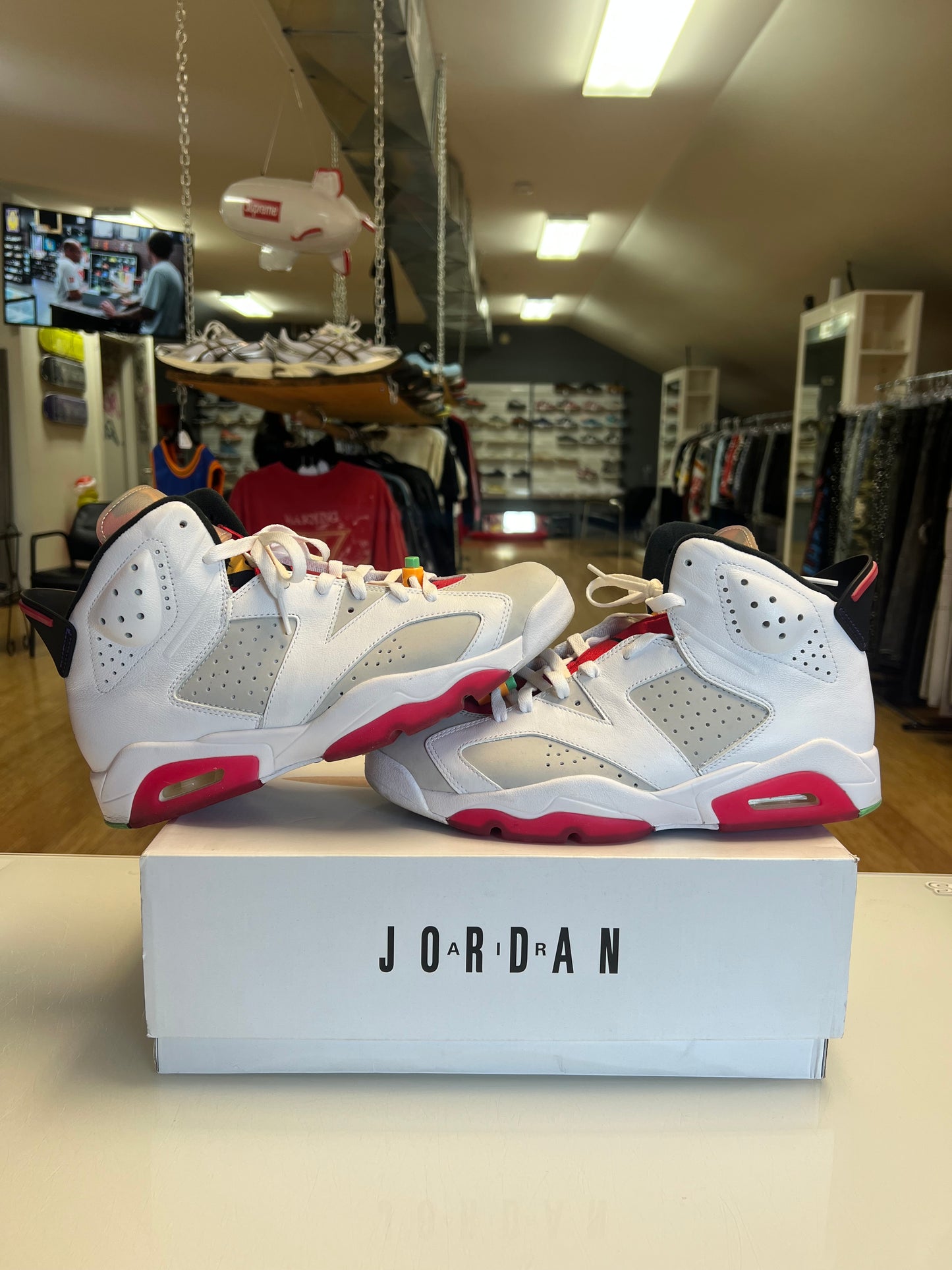 Jordan 6 Hare