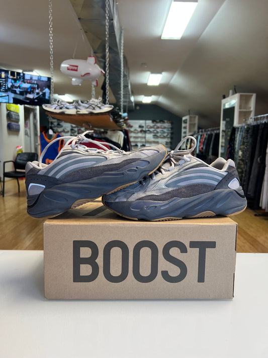 Yeezy 700 V2 Tephra