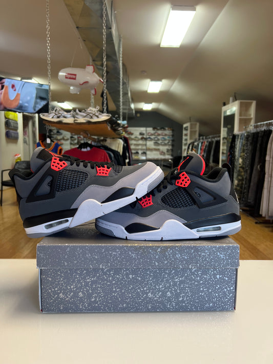 Jordan 4 Infrared