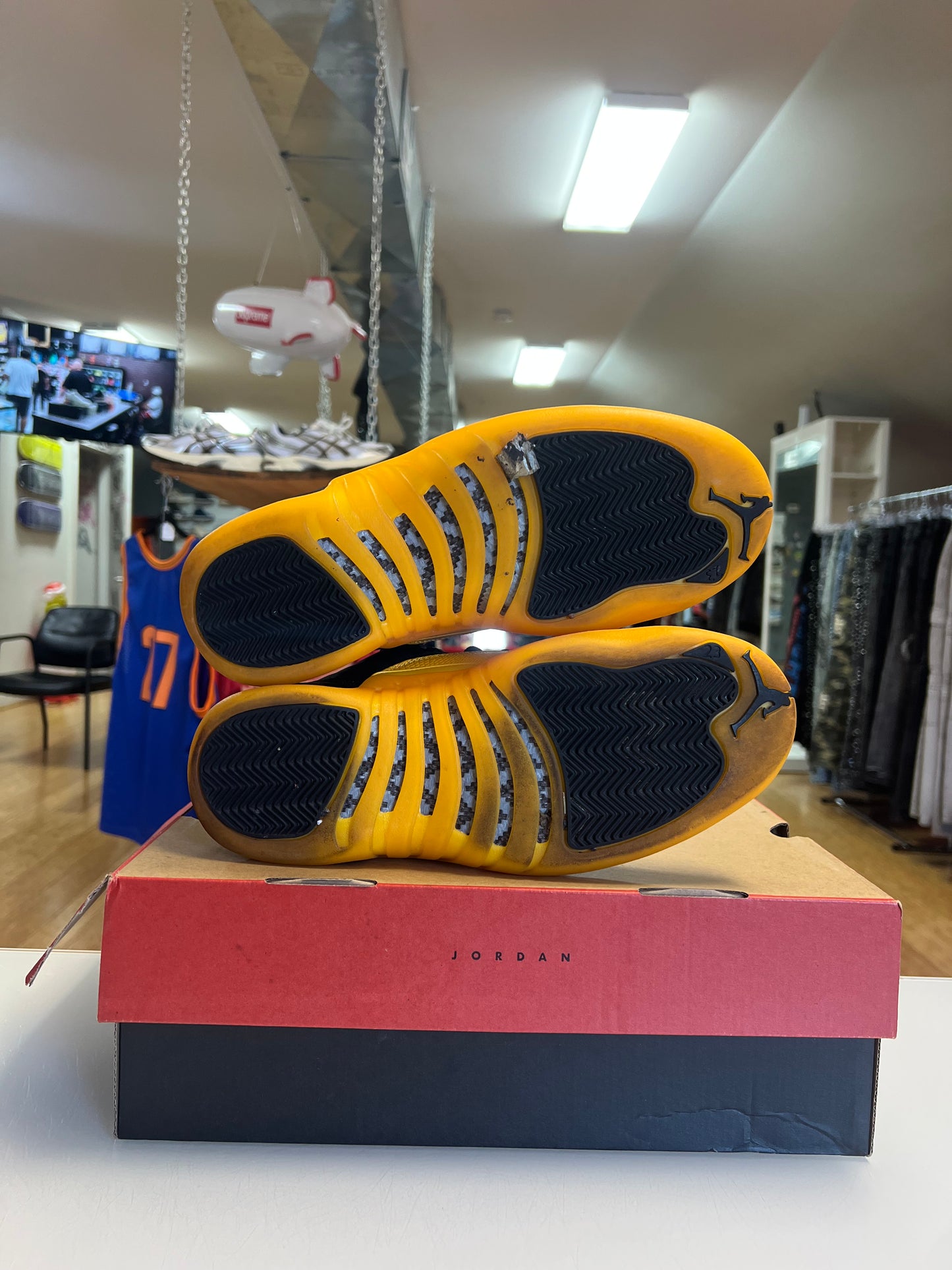 Jordan 12 University Gold