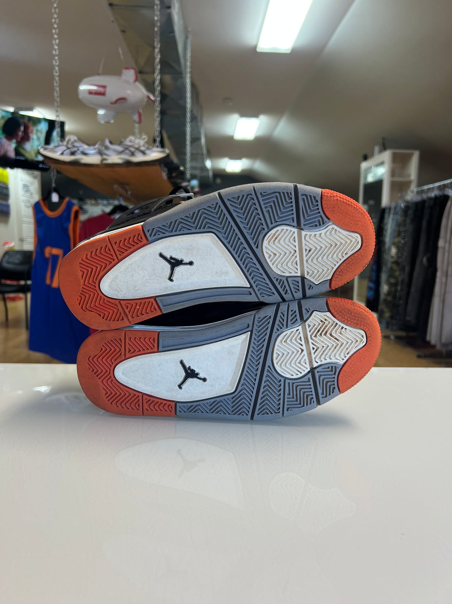 Jordan 4 Starfish