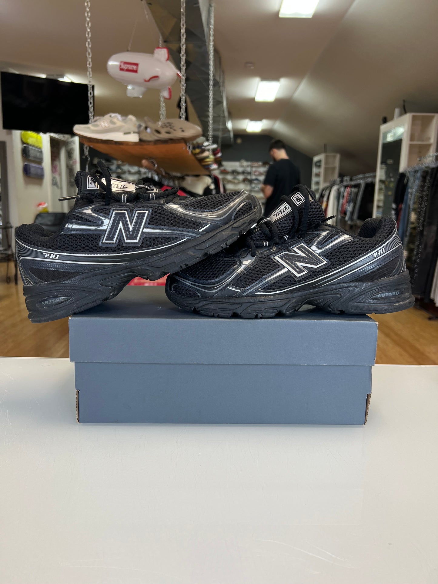 New Balance 740