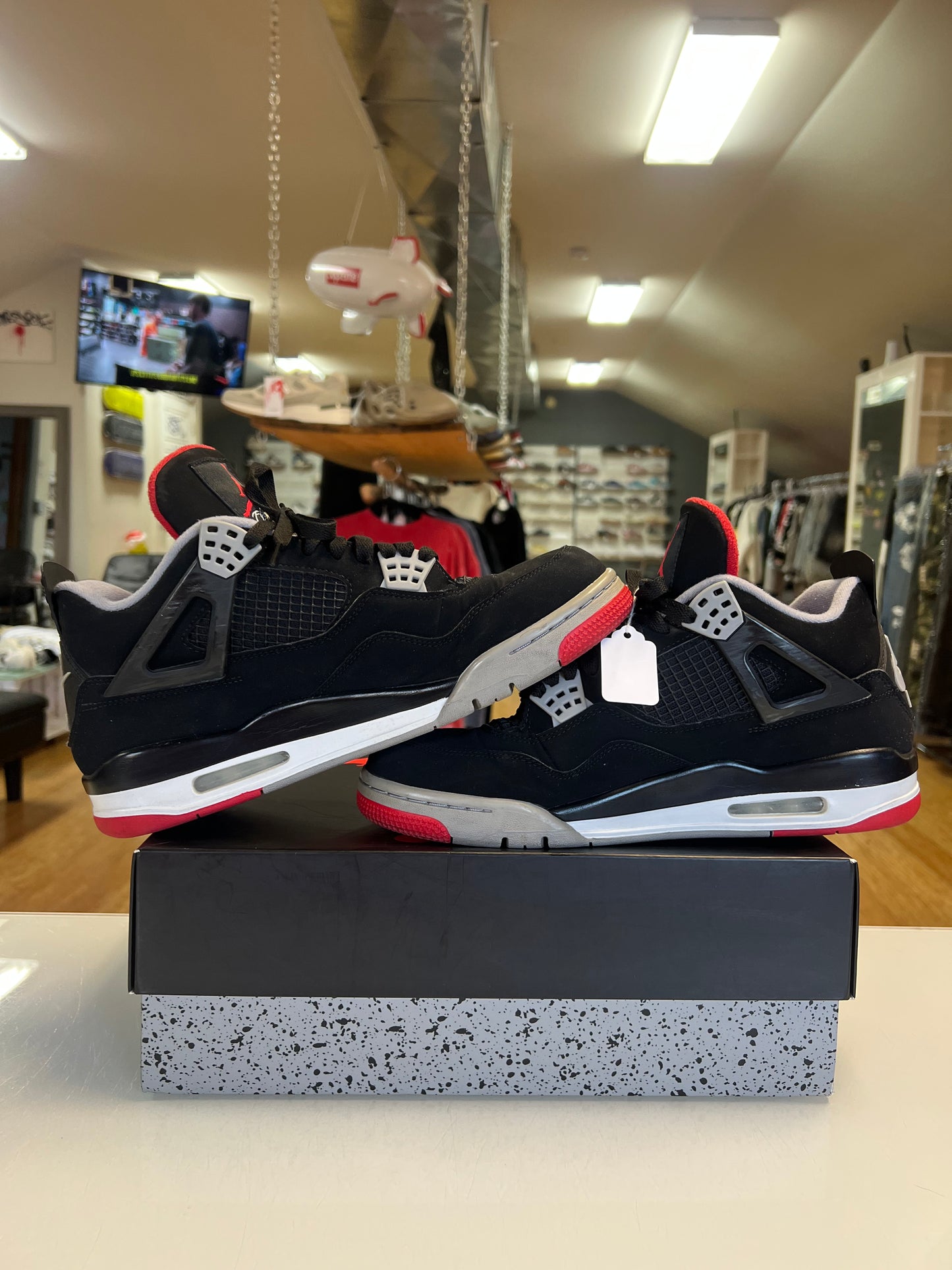 Jordan 4 Bred 2019