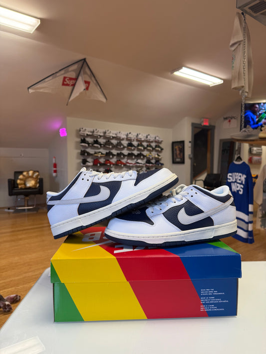Nike SB Dunk Low NYC X HUF