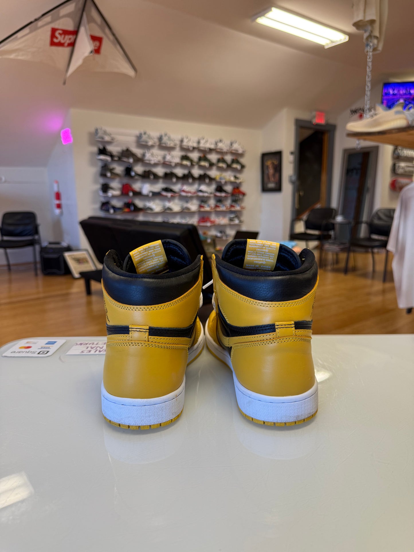 Jordan 1 Pollen