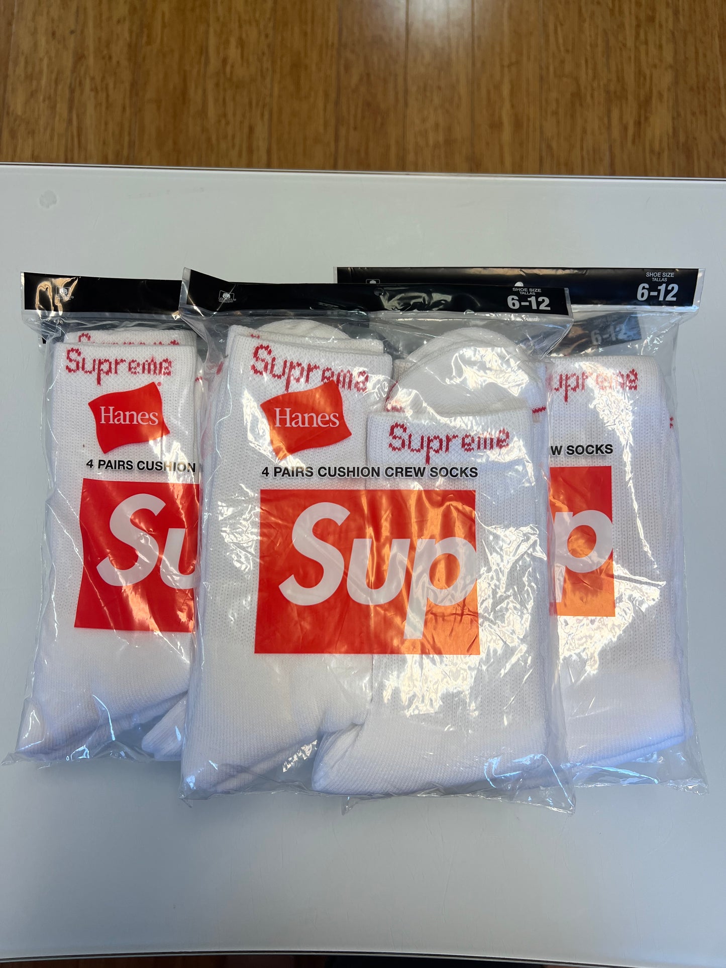Supreme Socks