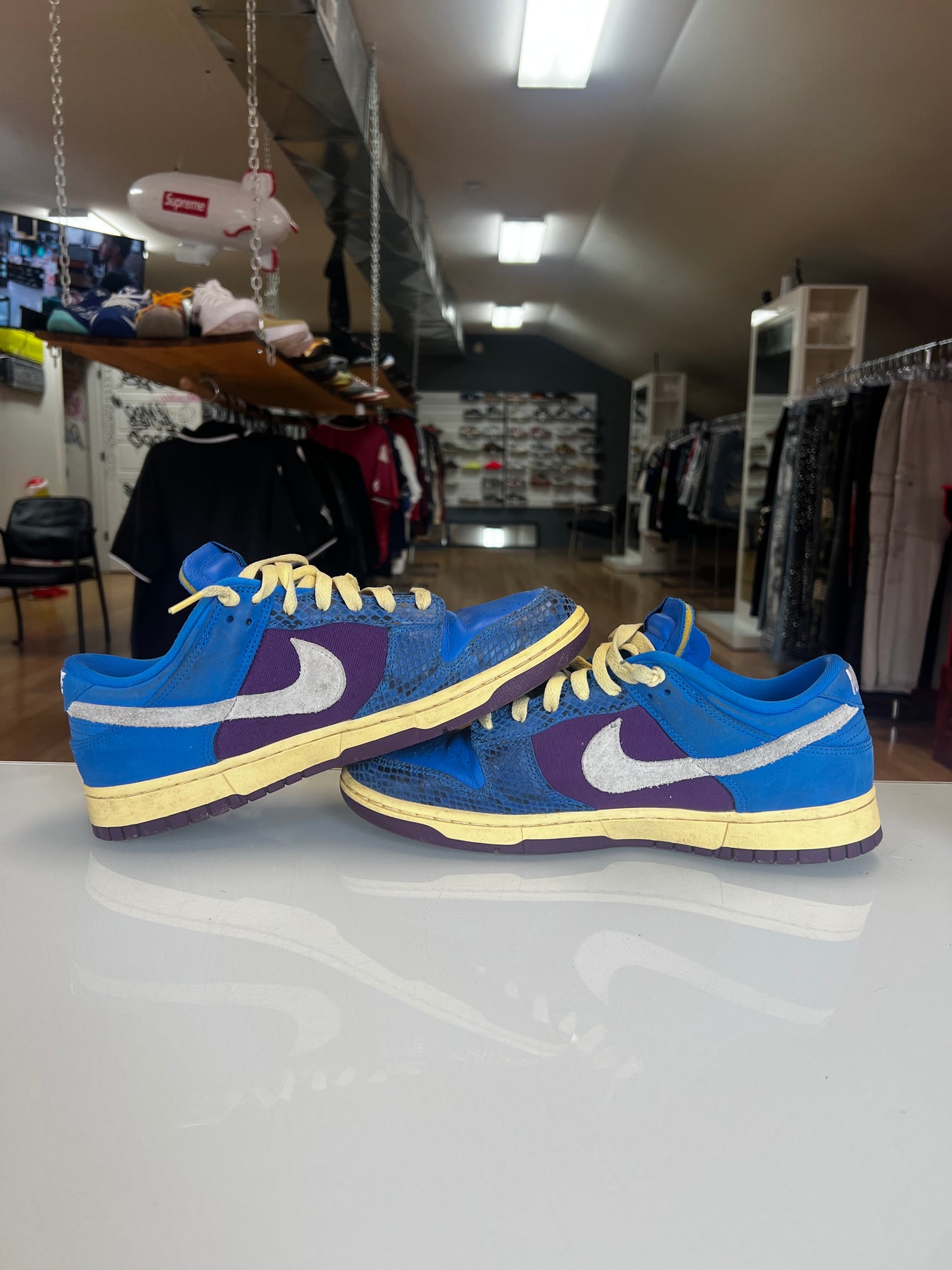 Nike Dunk Low Undefeated