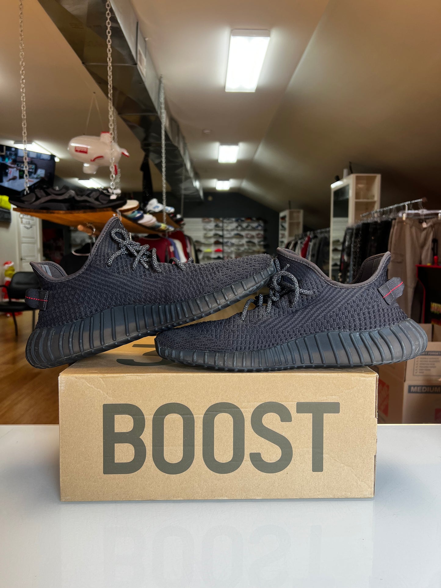 Yeezy 350 Black