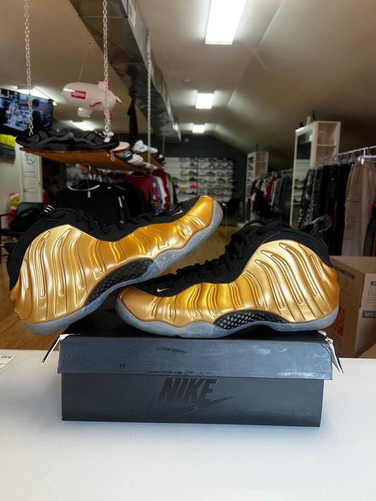 Nike Foamposite Metallic Gold