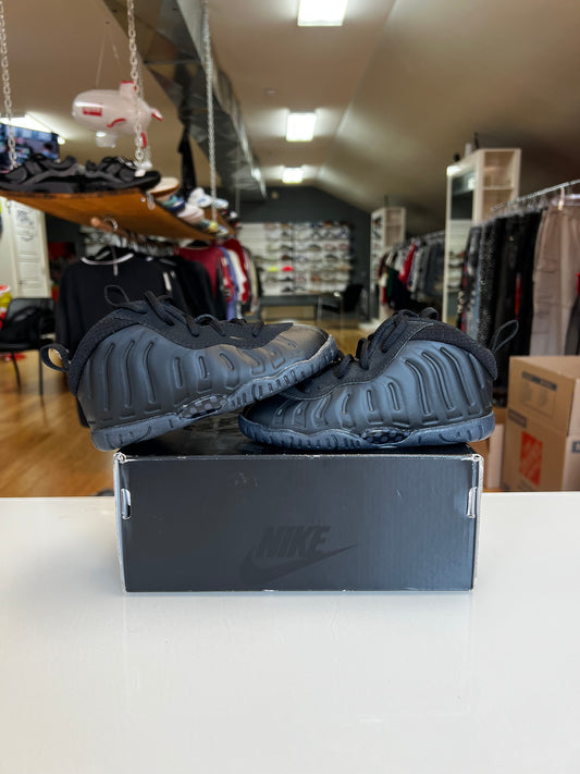 Nike Foamposite black