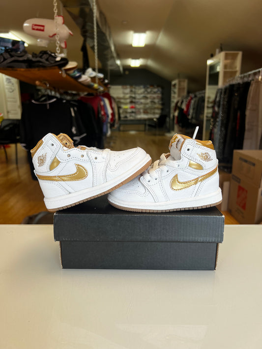 Jordan 1 Metallic Gold