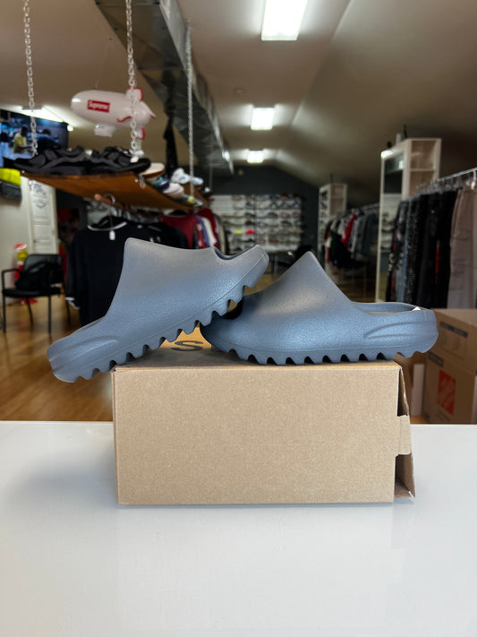 Yeezy Slide Slate Grey