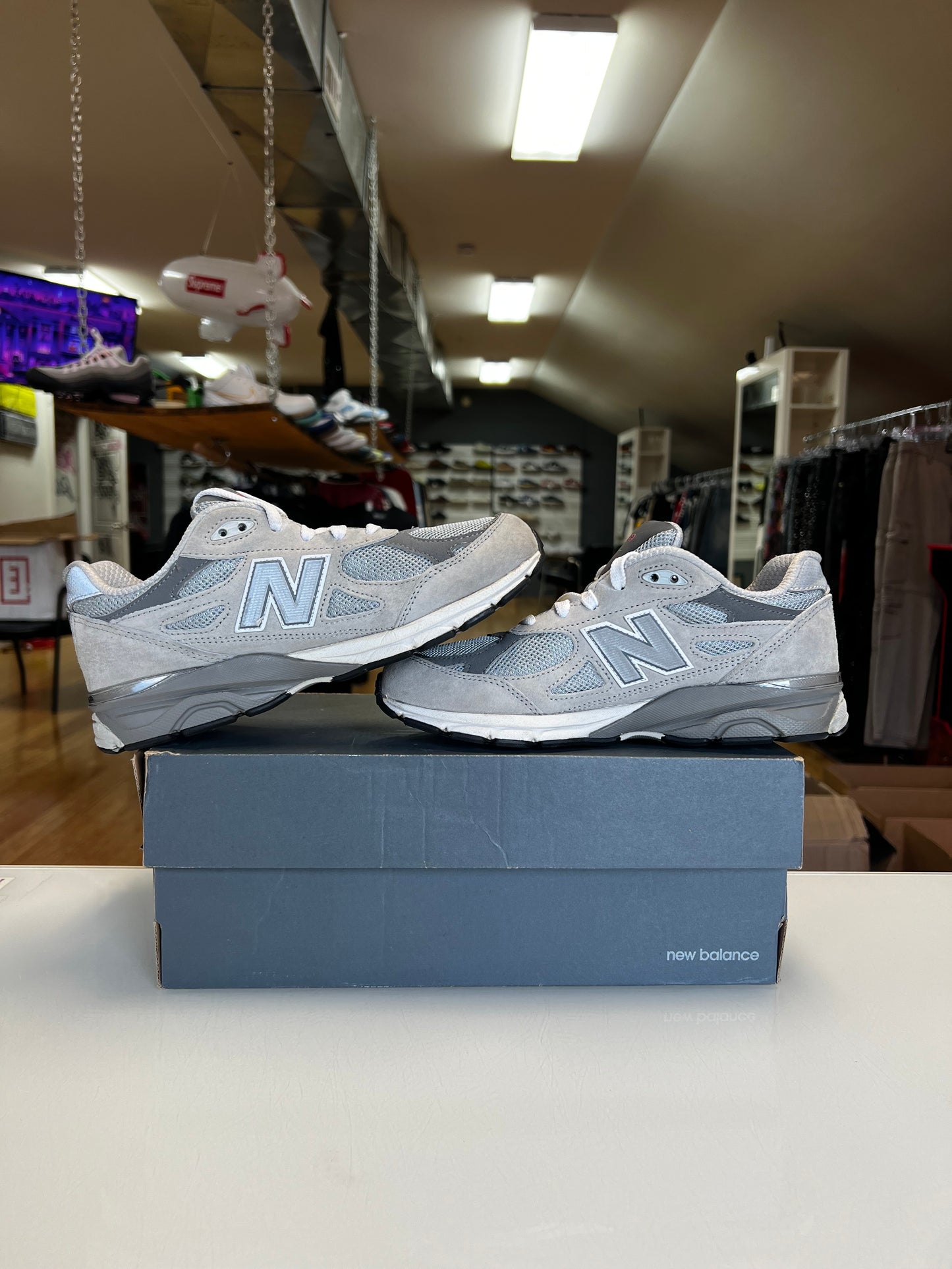 New Balance 990v3