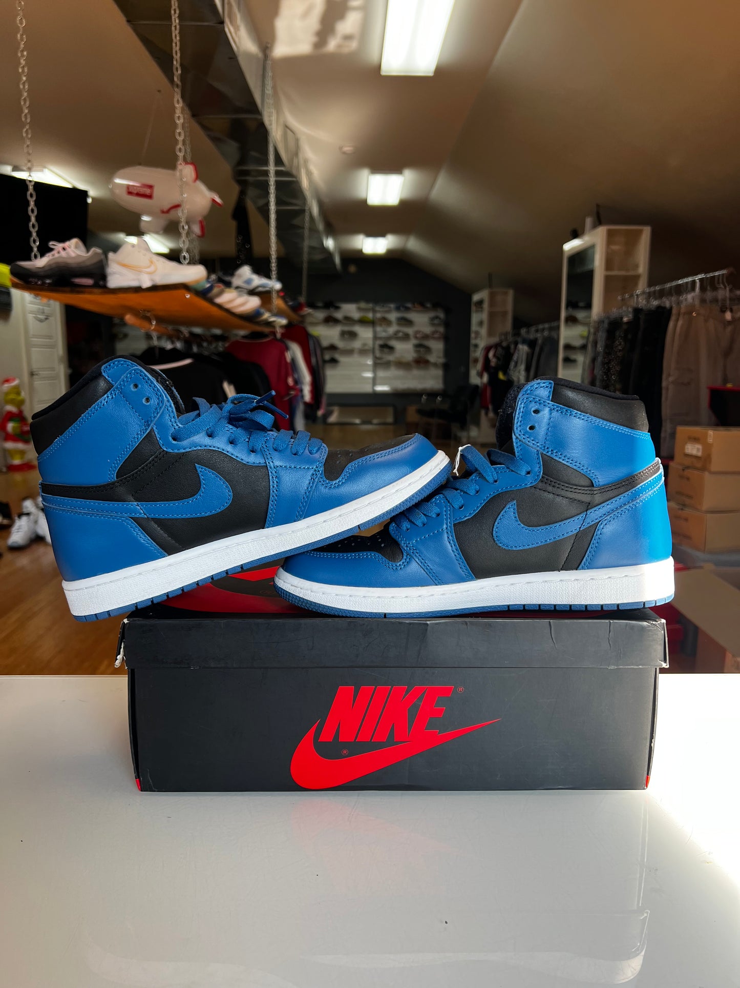 Jordan 1 Dark Marine