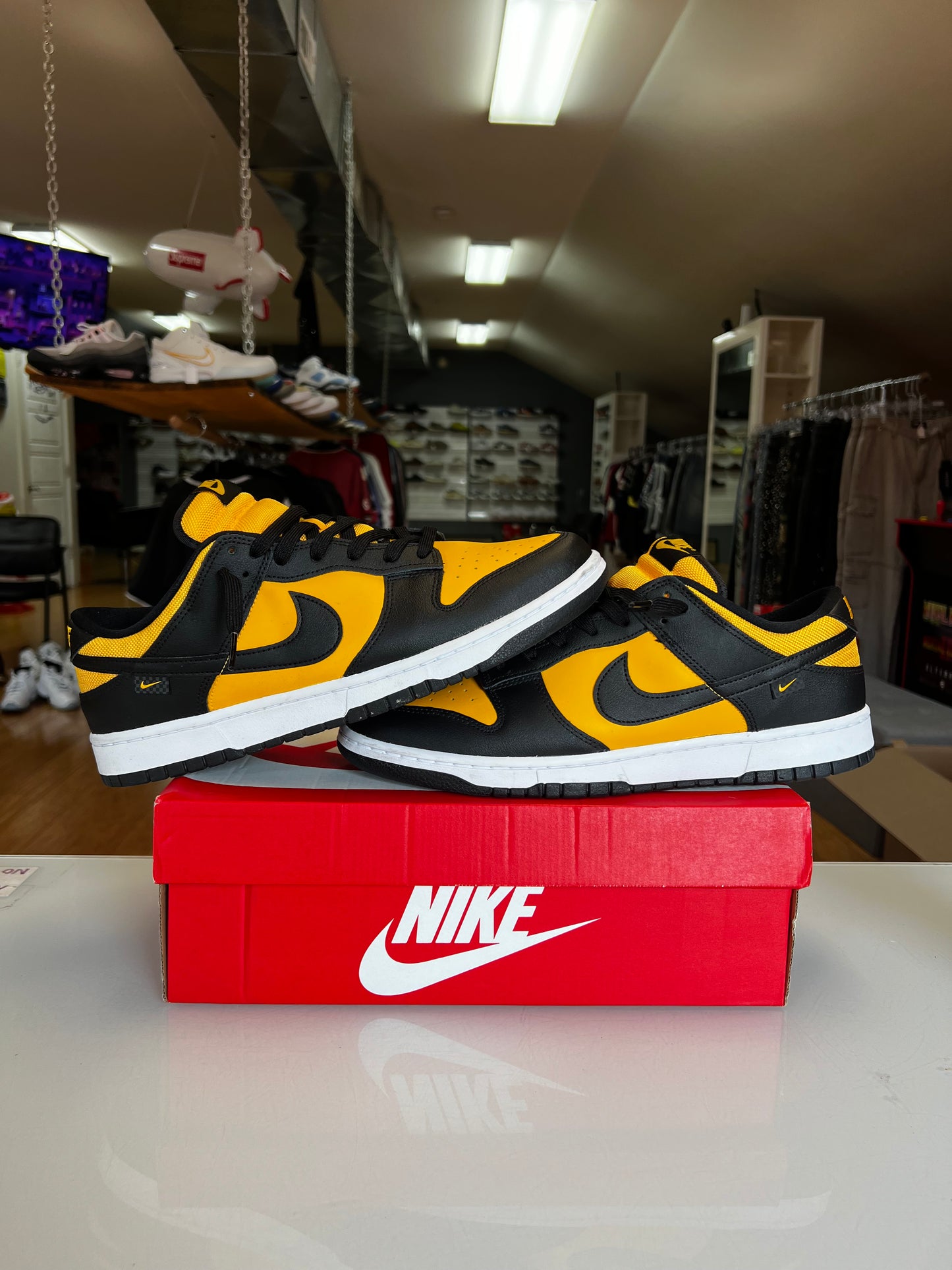 Nike Dunk Low Reverse Goldenrod