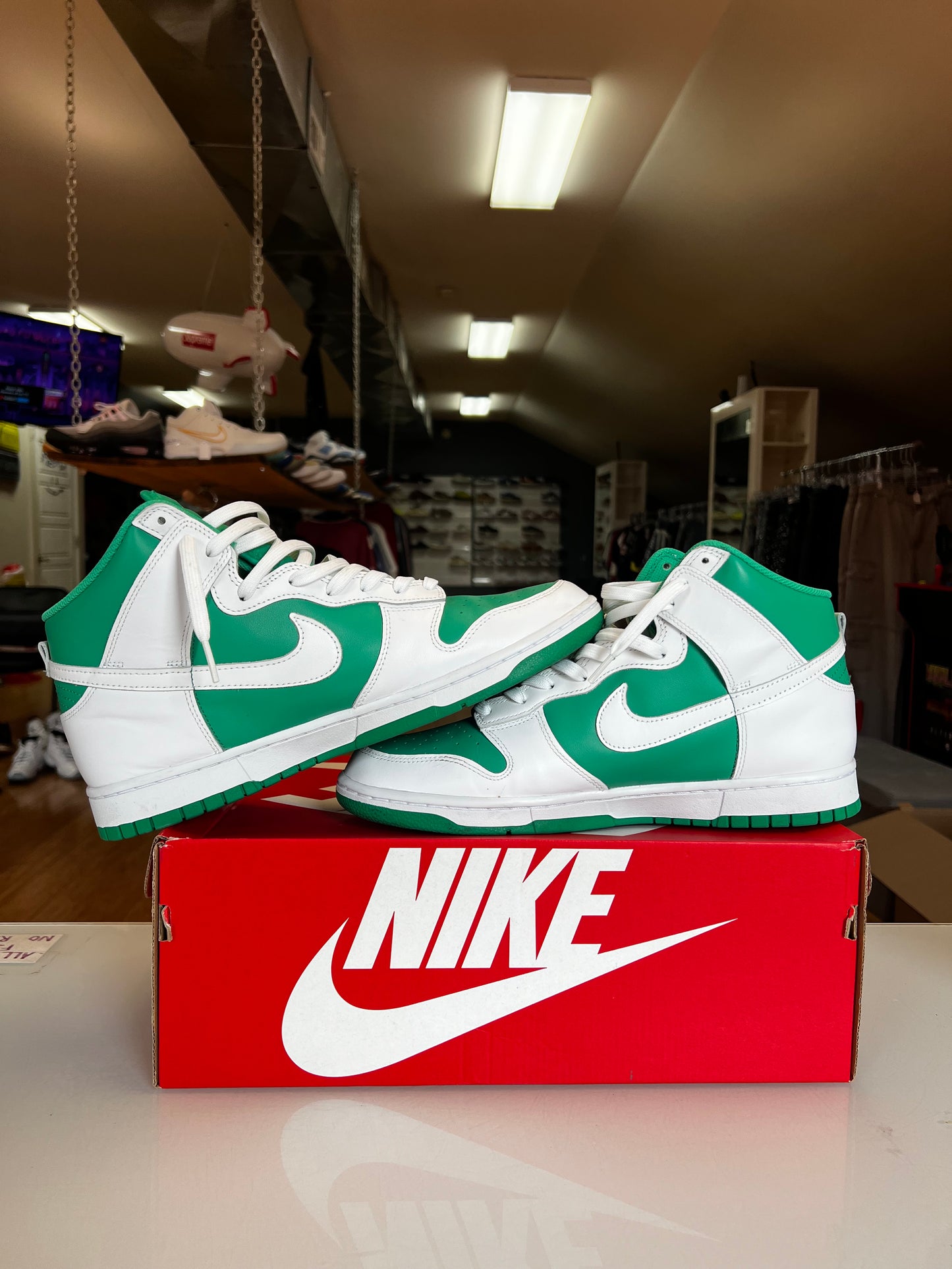 Nike Dunk High Stadium Green