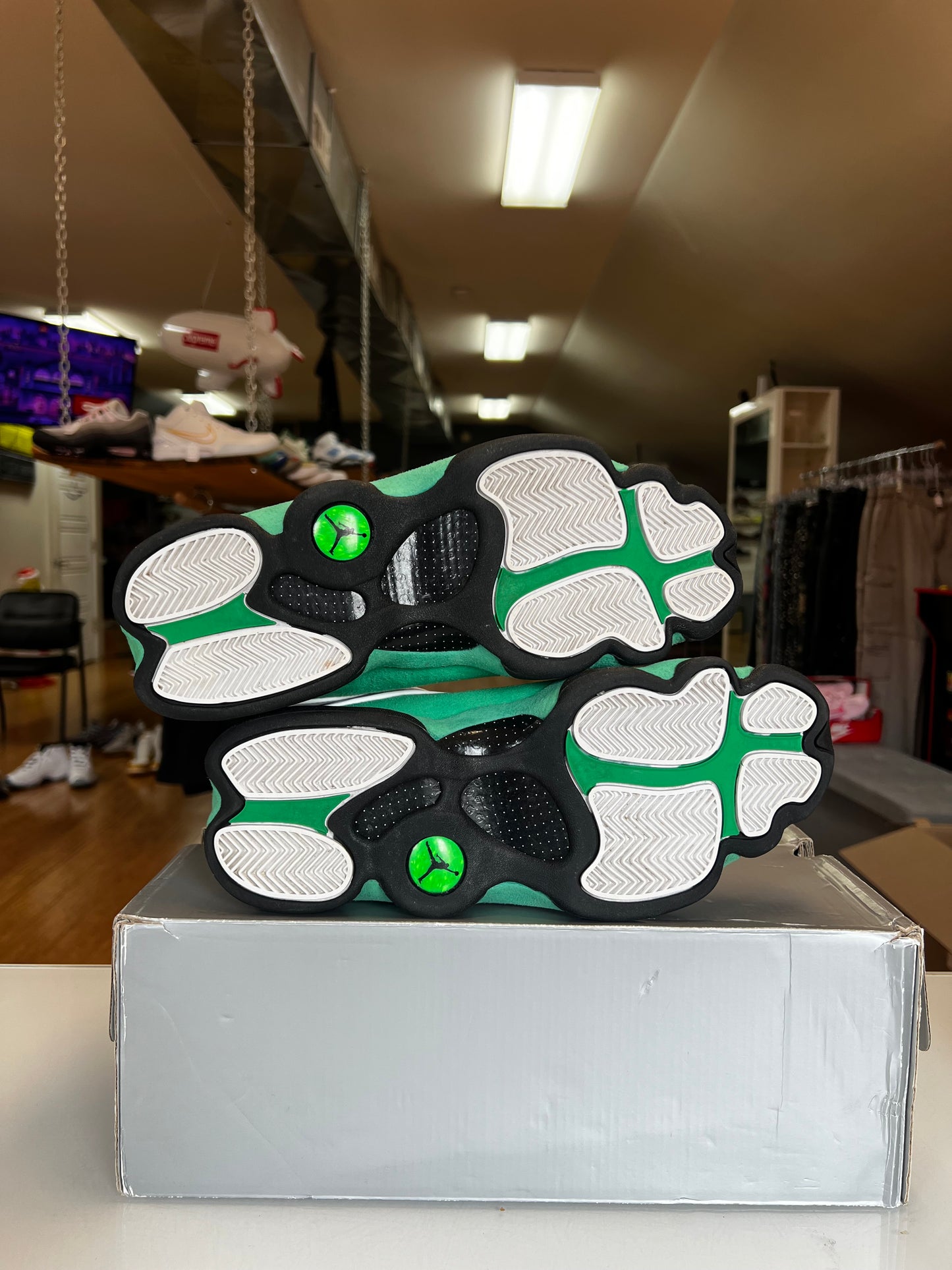 Jordan 13 Lucky Green