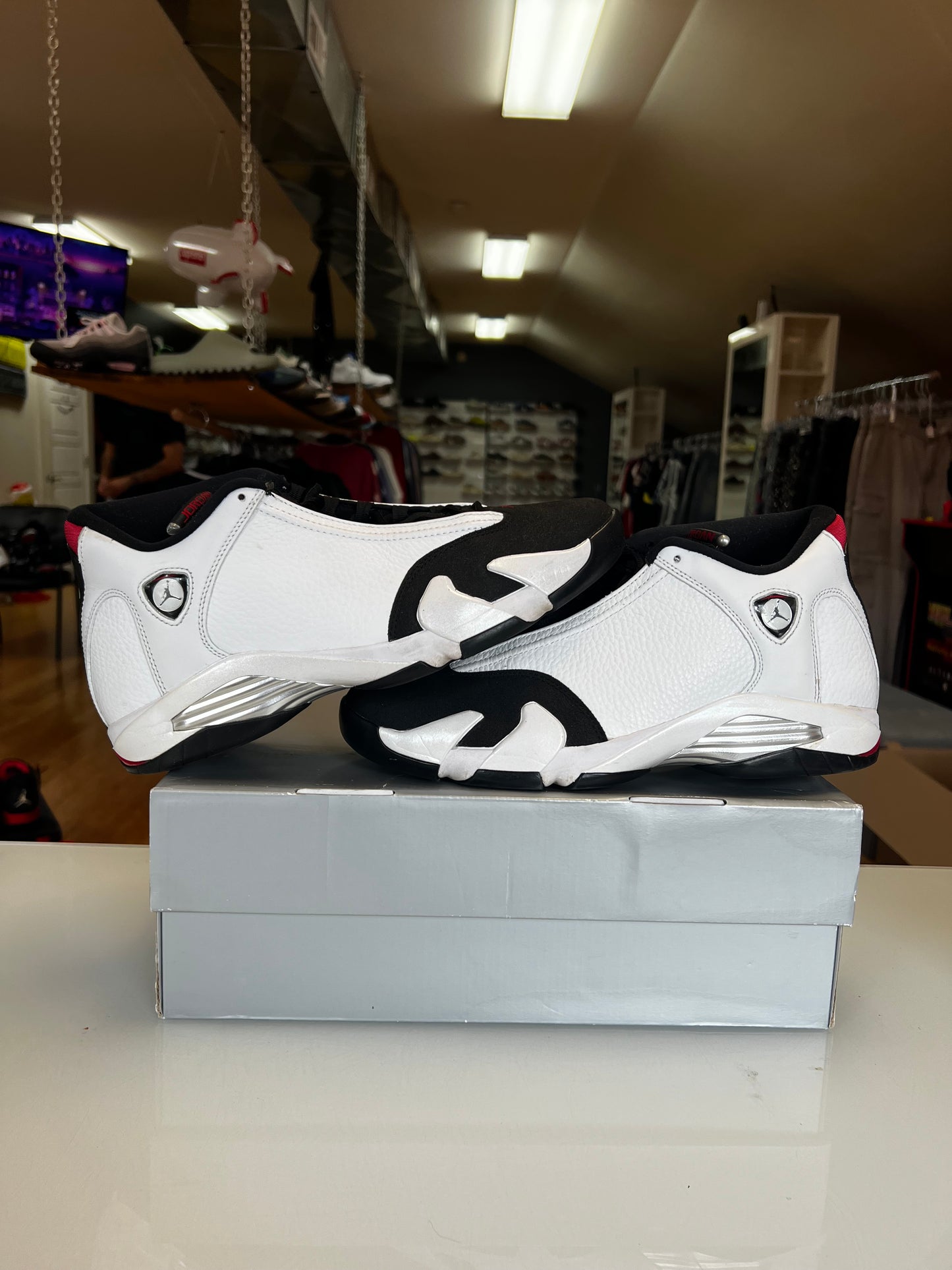 Jordan 14 Black Toe