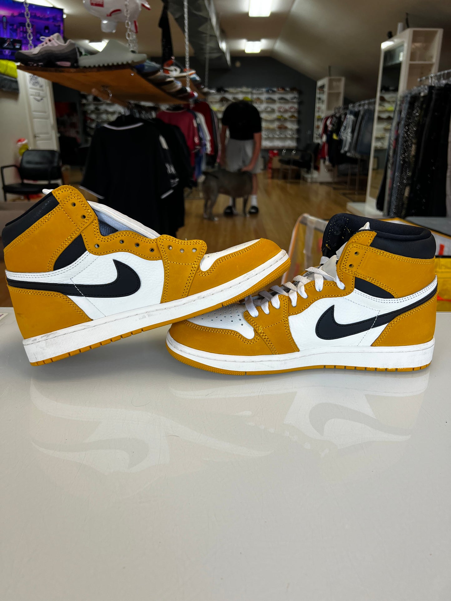 Jordan 1 Yellow Ochre