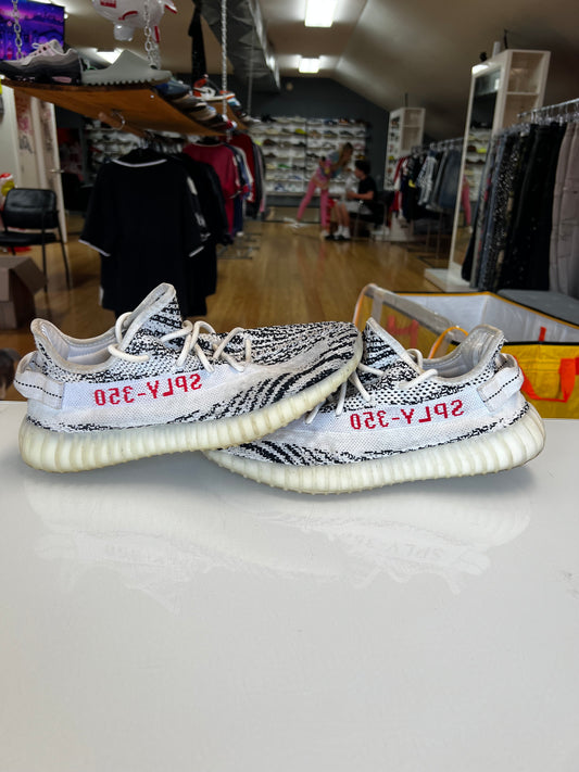Yeezy 350 Zebra