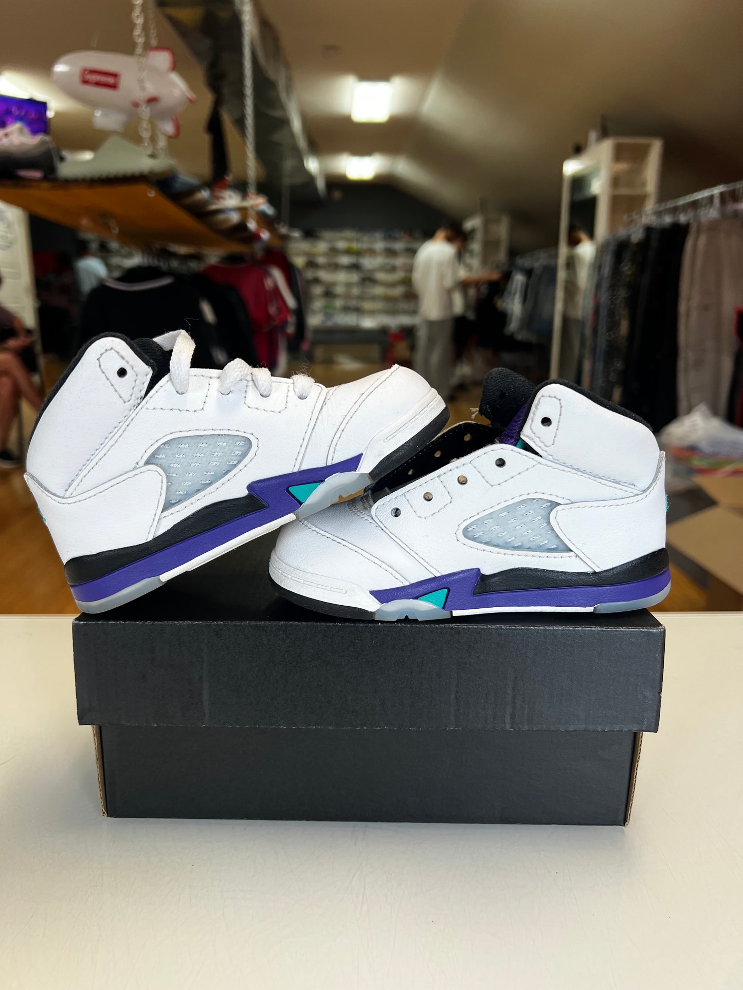 Jordan 5 Grape