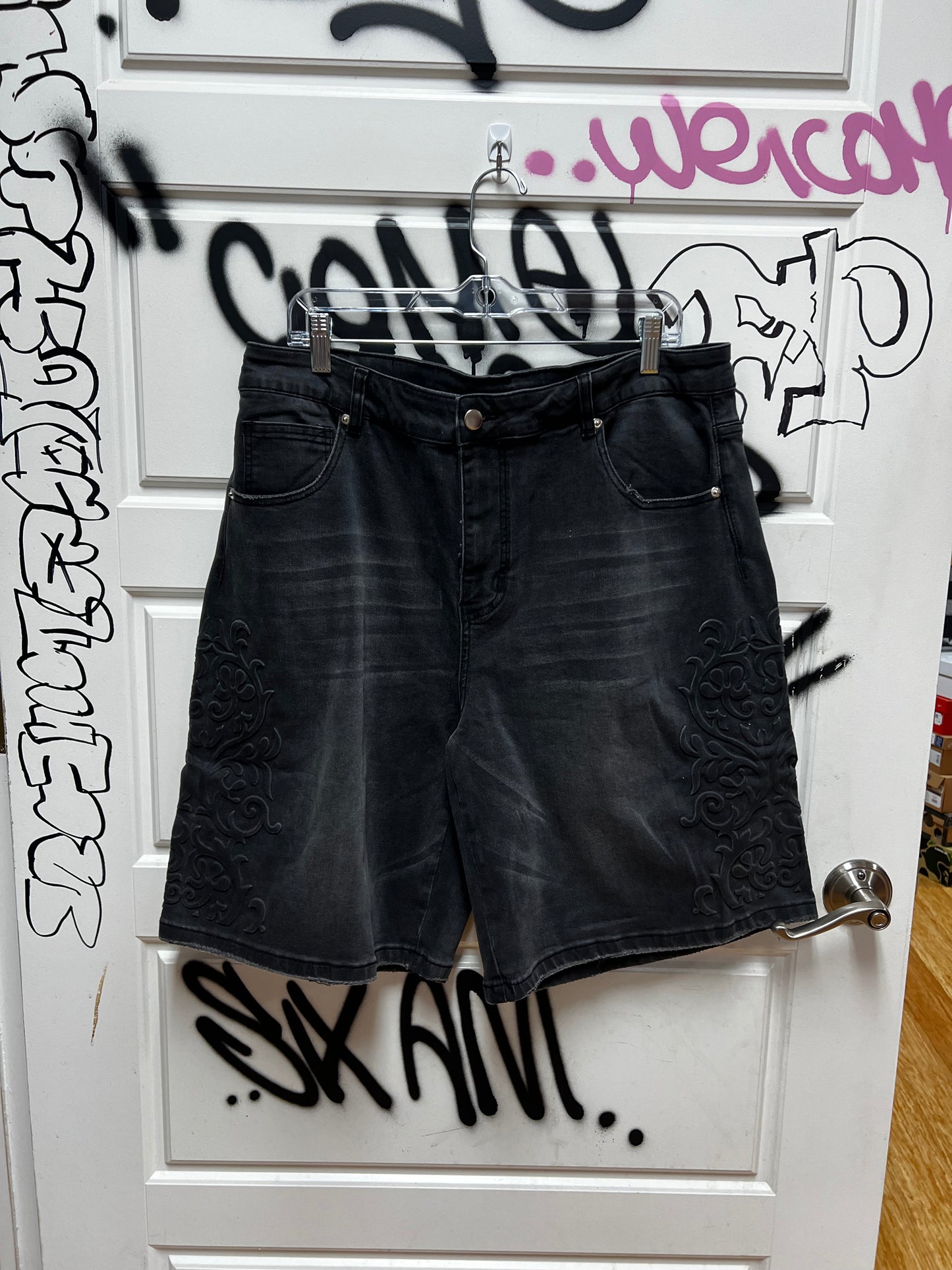 Syndicate Legacy Shorts