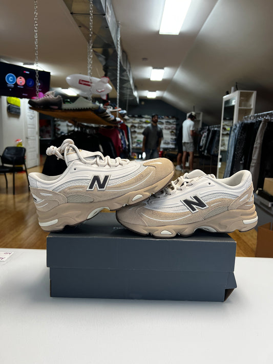 New Balance 530 Beige