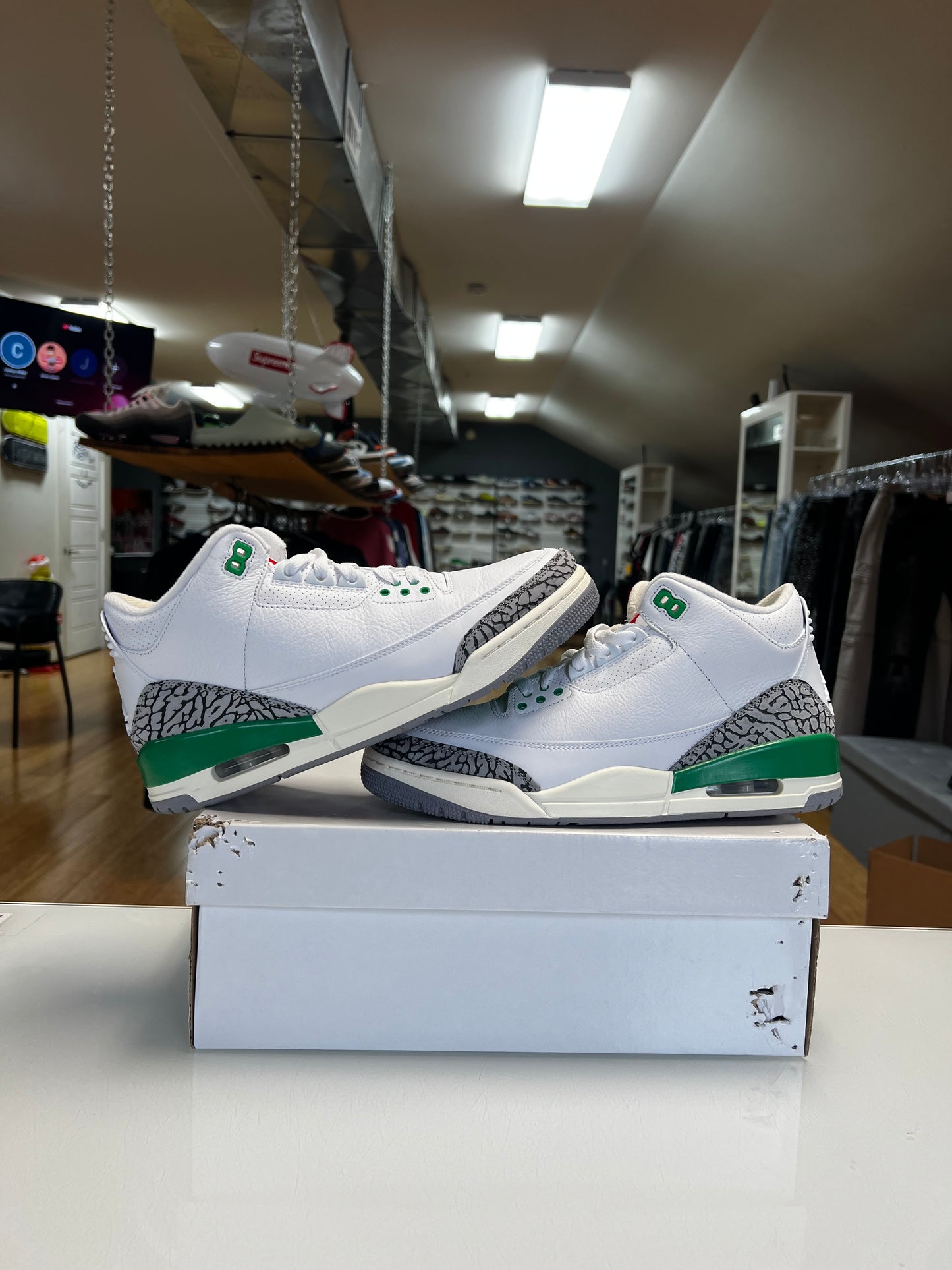 Jordan 3 Lucky Green