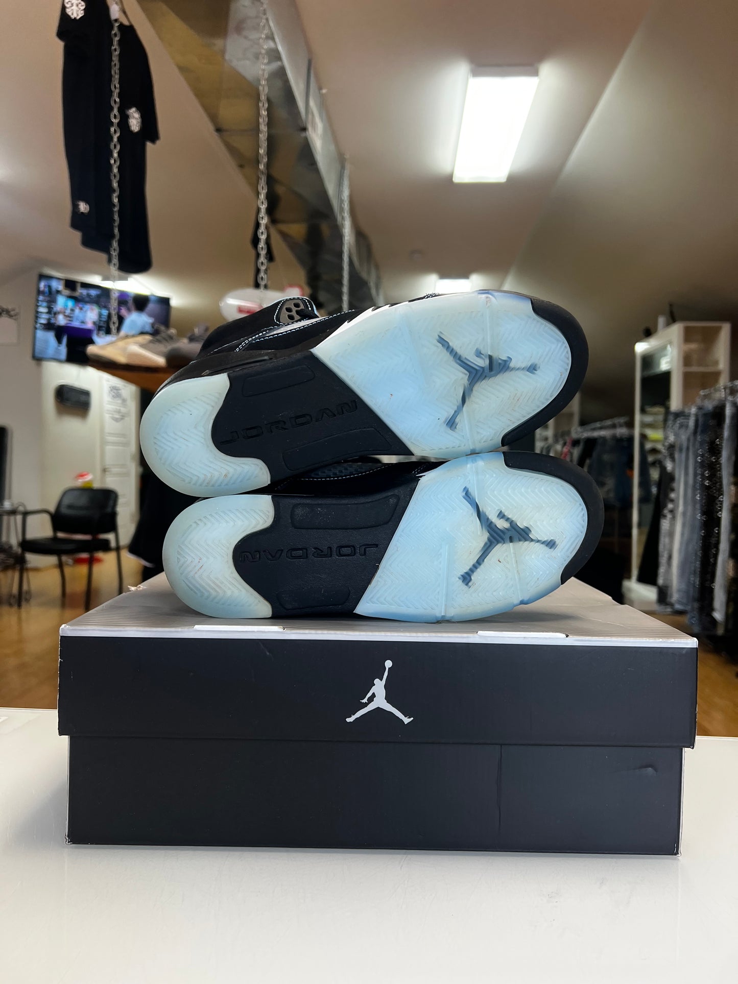 Jordan 5 University Blue