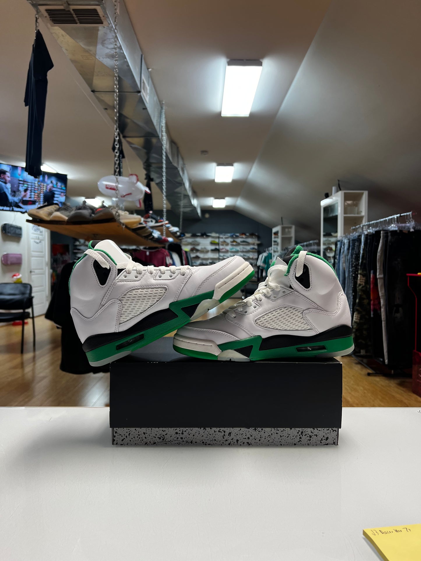 Jordan 5 Lucky Green