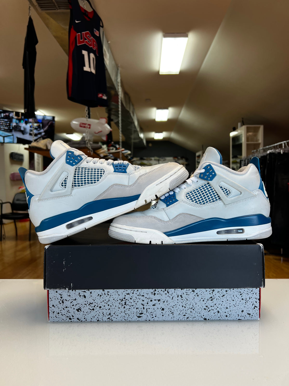 Jordan 4 Military Blue