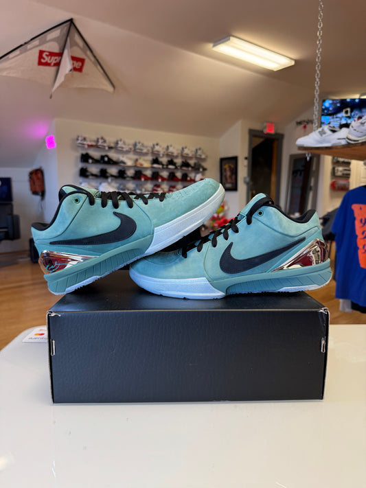 Kobe 4 girl dad