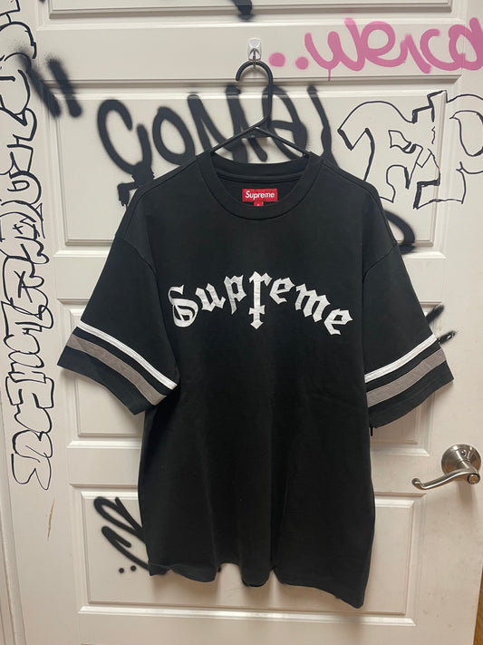 Supreme Tee Cross