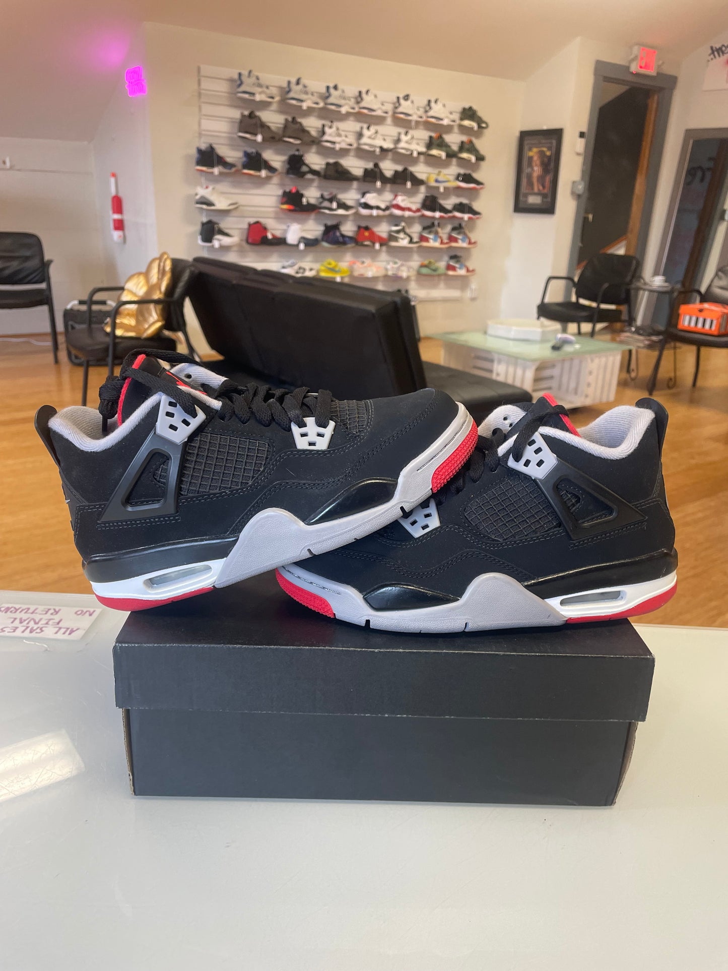 Jordan 4 2019 Bred