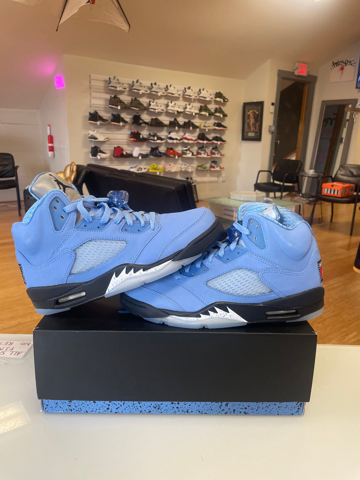 Jordan 5 UNC