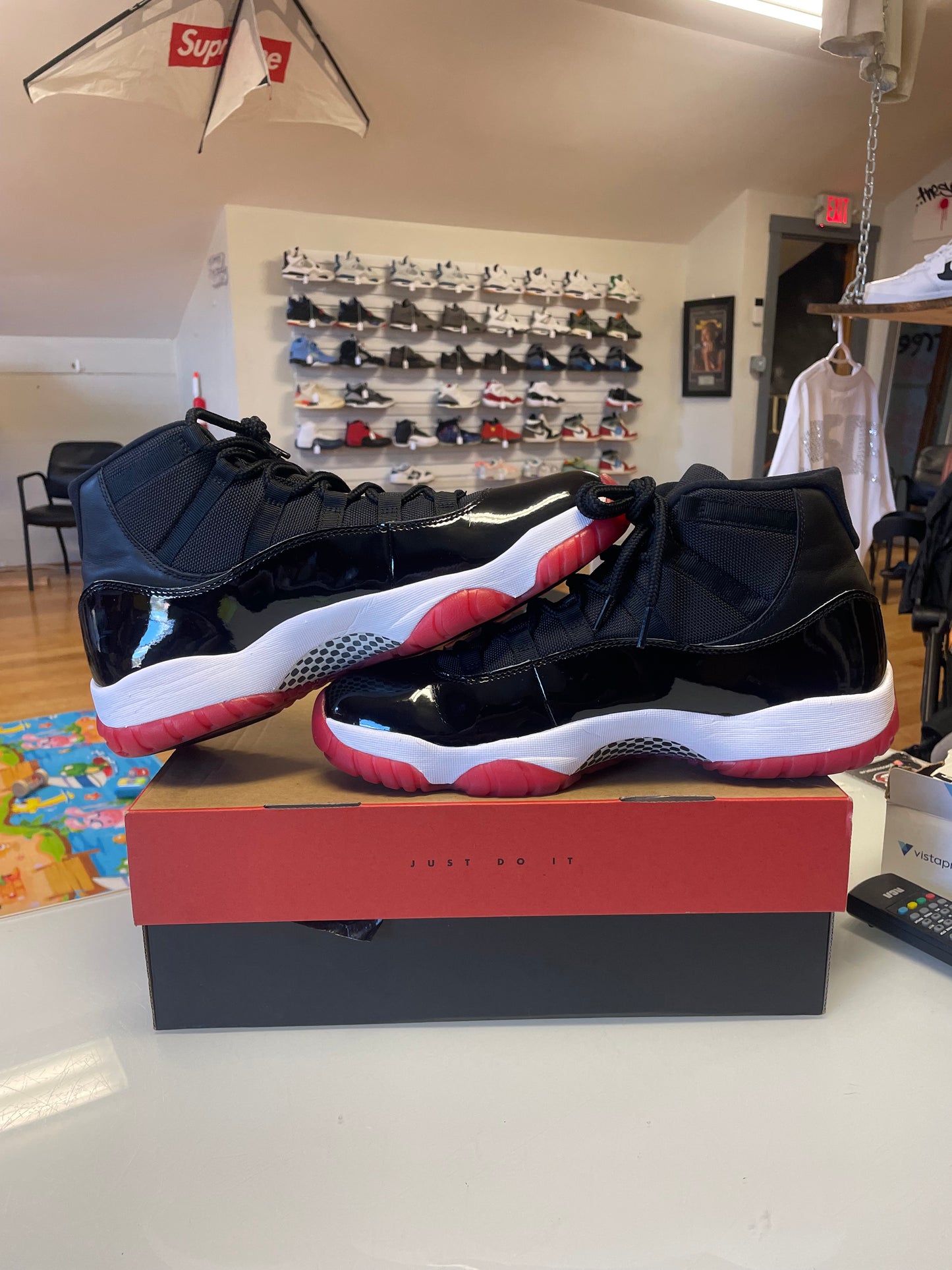 Jordan 11 Bred